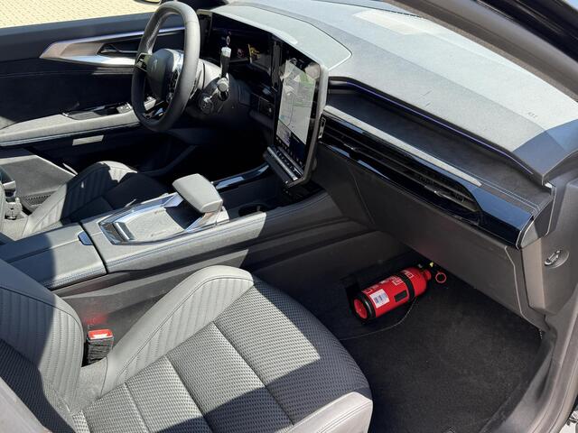 Renault Austral NIEUW MODEL 1.2 full hybrid 200 esprit Alpine Nieuw Model! / 360 Camera / Navigatie / Carplay / Electr. klep / Electr. stoelen / Stoel / Stuur verwarm. / Adaptive cruise