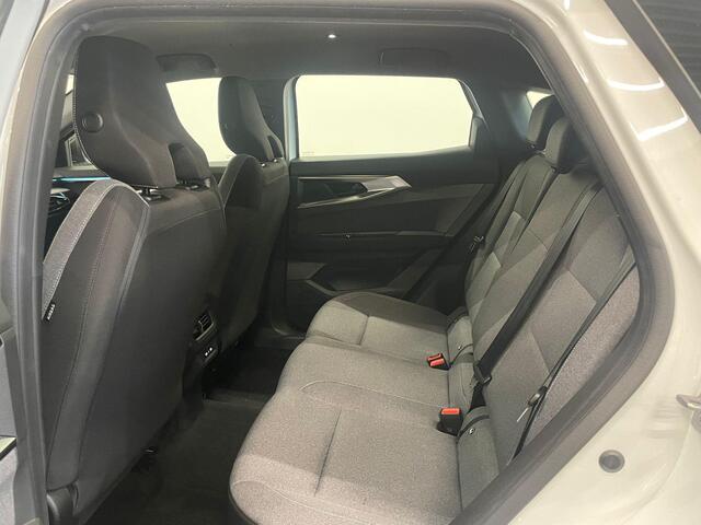 Renault Austral 1.3 MHEV Automaat 160pk Techno Climate Control Navigatie Carplay/Android Auto Parkeer sensoren VA + Camera 19" LM Velgen Cruise Control