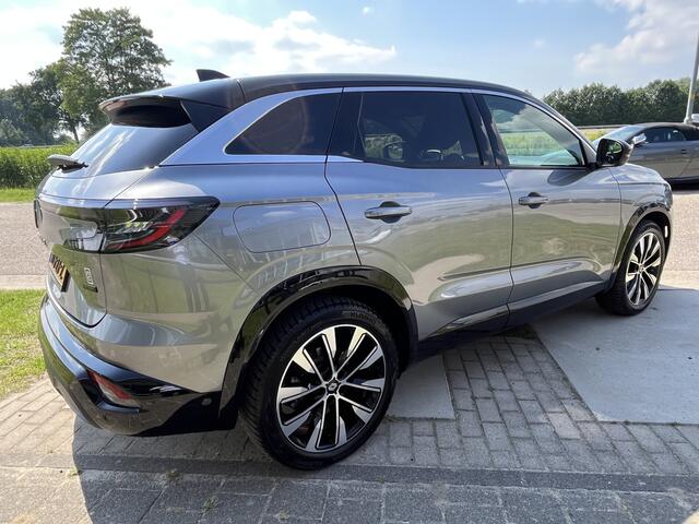 Renault Austral 1.2 E-Tech full hybrid 200PK techno / Dealer onderhouden / Camera / Parkeerhulp V+A / LMV /