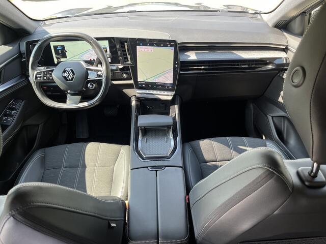 Renault Austral 1.2 E-Tech full hybrid 200PK techno / Dealer onderhouden / Camera / Parkeerhulp V+A / LMV /