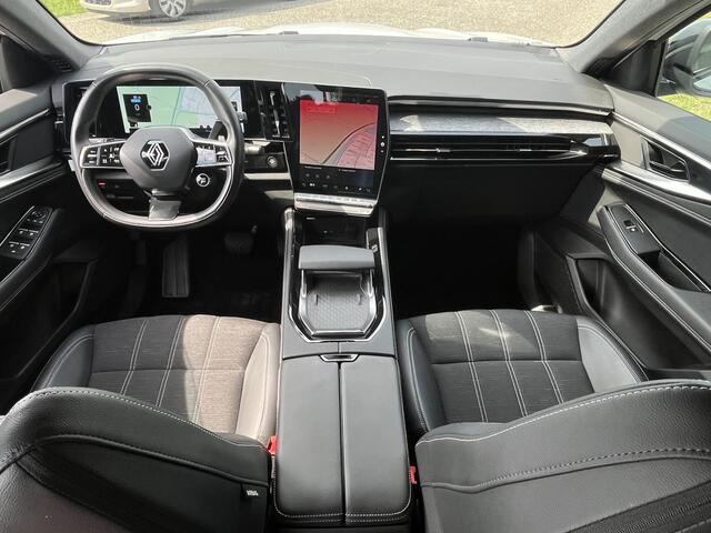 Renault Austral 1.2 E-Tech full hybrid 200PK techno / Dealer onderhouden / Camera / Parkeerhulp V+A / Stuurverw. /