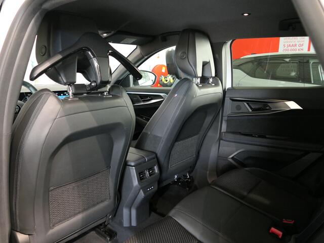 Renault Austral 1.2 E-Tech full hybrid 200 iconic esprit Alpine - Dealer onderhouden! - 4Control! - Harman Kardon - Matrix led koplampen - Headup display