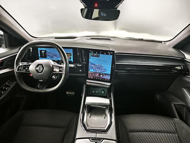 Renault Austral 1.2 E-Tech full hybrid 200 iconic esprit Alpine | Trekhaak | 360° Camera | Navigatie | Harman / Kardon |