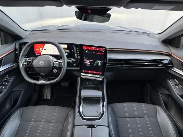Renault Austral E-Tech full hybrid 200 techno / Fabrieksgarantie tot 03-2028 / Panoramadak / Adaptief Cruise Control / 360 Graden Camera / Apple Carplay & Android Auto / Dodehoek Detectie / Climate Control /