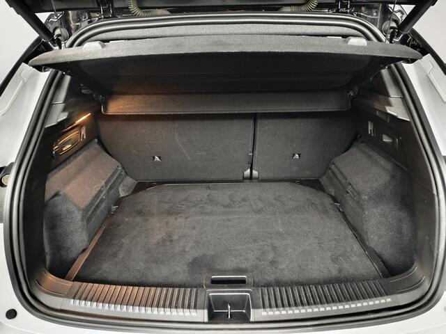 Renault Austral 1.2 E-Tech full hybrid 200 Iconic Esprit Alpine | Trekhaak | Harman / Kardon | 360° Camera | Panoramadak |