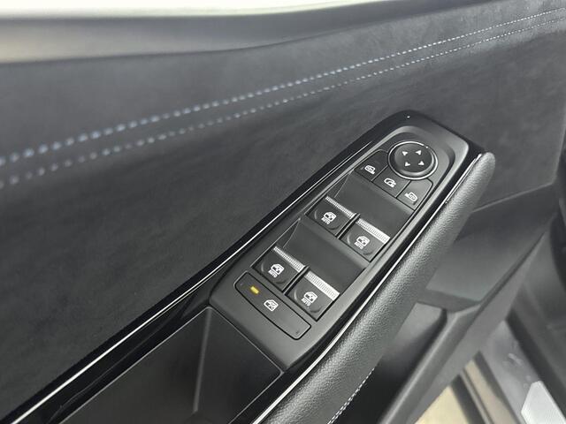 Renault Austral 1.2 E-Tech full hybrid 200Pk Esprit Alpine | Stoel & Stuurverwarming | Navigatie | Camera Rondom | Parkeersensoren | Voorruitverwarming | Elektrisch Verstelbare Voorstoelen | Dodehoek Detectie | Adaptieve Cruise Control | Apple Carplay & Android Auto |