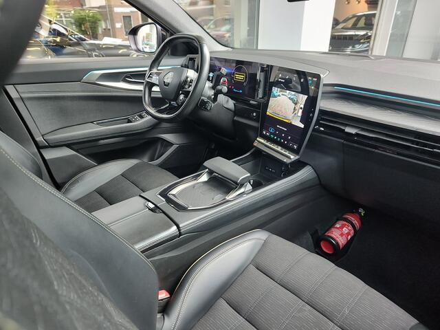 Renault Austral 1.2 E-TECH FULL HYBRID ICONIC AUTOMAAT Stuurverwarming | 360 Camera | Keyless