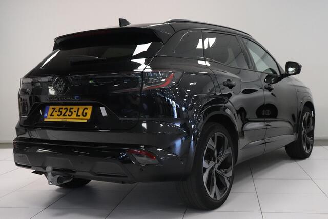 Renault Austral 1.2 E-Tech full hybrid 200 iconic esprit Alpine | Harman Kardon | Pano | 4-Control | Trekhaak | Memory | Head-Up | 360° Camera |