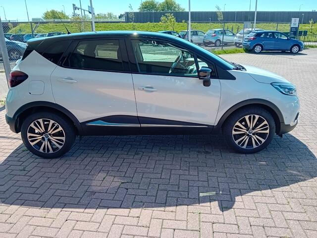 Renault CAPTUR 1.3 TCe Intens Automaat, Multimedia systeem(r-Link), Airco(automatisch), Navigatie, Parkeersensoren, Camera, Stoelverwarming, Dimlicht automatisch, Regensensor, Cruise control, Keyless, Elektrische ramen en spiegels, LMV, Nette auto, BOVAG