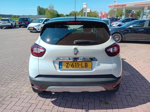Renault CAPTUR 1.3 TCe Intens Automaat, Multimedia systeem(r-Link), Airco(automatisch), Navigatie, Parkeersensoren, Camera, Stoelverwarming, Dimlicht automatisch, Regensensor, Cruise control, Keyless, Elektrische ramen en spiegels, LMV, Nette auto, BOVAG