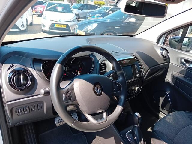 Renault CAPTUR 1.3 TCe Intens Automaat, Multimedia systeem(r-Link), Airco(automatisch), Navigatie, Parkeersensoren, Camera, Stoelverwarming, Dimlicht automatisch, Regensensor, Cruise control, Keyless, Elektrische ramen en spiegels, LMV, Nette auto, BOVAG