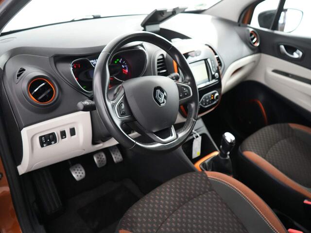 Renault CAPTUR 1.3 TCe Intens | Bose | Cruise control |