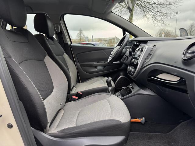 Renault CAPTUR 0.9 TCe Expression 2e Eigenaar,Airco,Cruise,Nieuwe Distributieketting,Elek Ramen,N.A.P,APK tot 07-2025