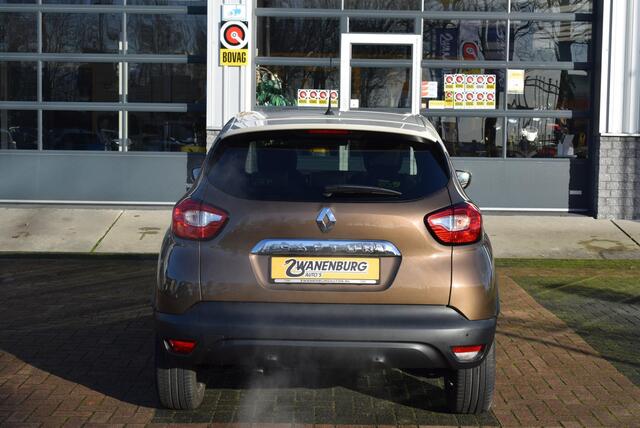 Renault CAPTUR 0.9 TCe Intens Leder Navi Km 58.000!!