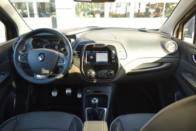 Renault CAPTUR 0.9 TCe Intens Leder Navi Km 58.000!!