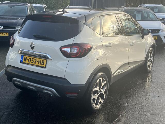 Renault CAPTUR 1.2 TCe Intens | NAV. | CAMERA | 17" |
