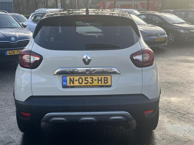 Renault CAPTUR 1.2 TCe Intens | NAV. | CAMERA | 17" |