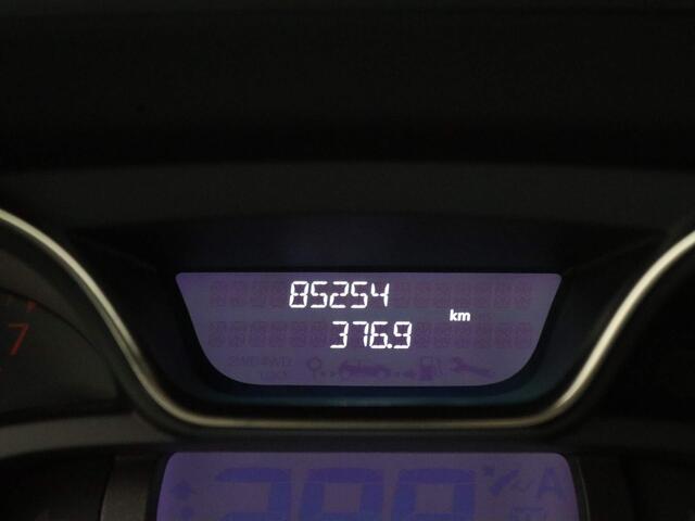 Renault CAPTUR TCe 120pk Intens Camera | Climate | Navi | Parksens.