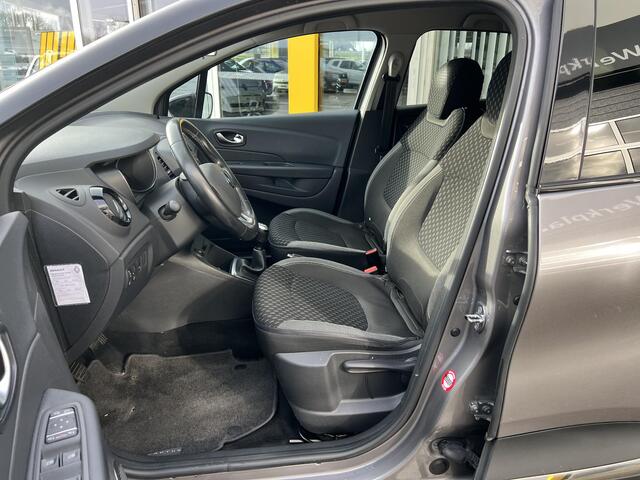 Renault CAPTUR 0.9 TCe Intens | Eerste eigenaar | Trekhaak | Achteruitrijcamera | Dodehoek detectie | LED | DAB | Cruise Control | Parkeersensoren | Climate Control |