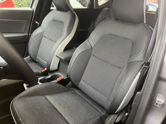 Renault CAPTUR 1.3 TCe 140 EDC AUTOMAAT Intens