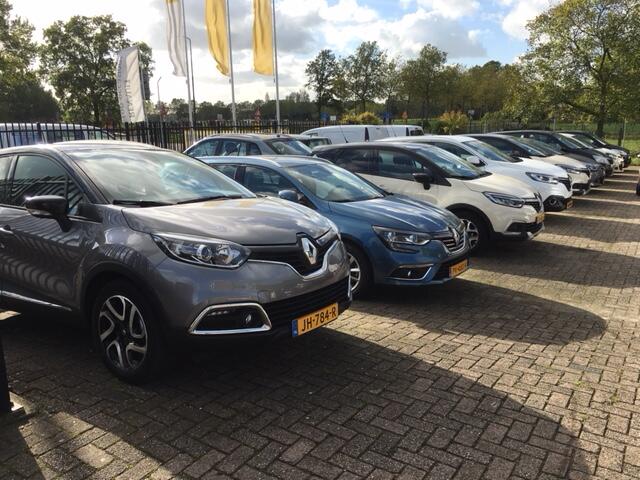 Renault CAPTUR TCe 140PK Intens / CAMERA / NAVI / 18" LM / Stoelverwarming
