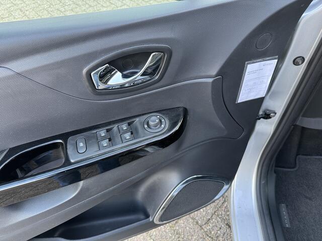 Renault CAPTUR 1.5 dCi Autom/Tiptr Dynamique Navi/Clima/Cam/PDC/Trekh