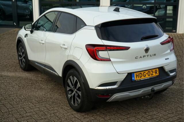 Renault CAPTUR 1.6 E-Tech Plug-in Hybrid 160 Techno (Sunroof, Trekhaak)