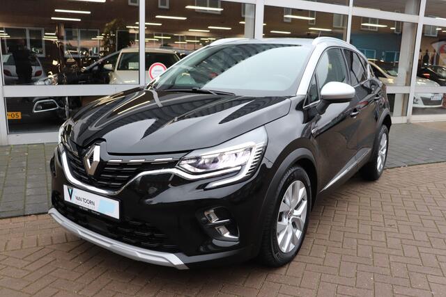 Renault CAPTUR 1.3 TCe 130 Intens Automaat. Navigatie.