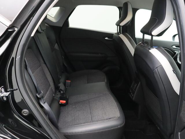 Renault CAPTUR TCe 130pk Intens | Achteruitrijcamera | Navigatie| Climate control | Cruise control |