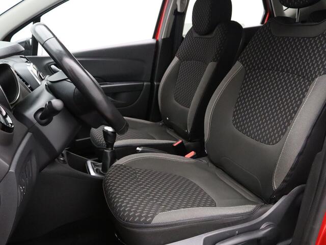 Renault CAPTUR TCe 90pk Intens Camera | Climate | Cruise | Parkeersens. v+a