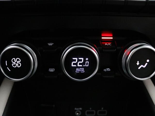 Renault CAPTUR TCe 155pk Initiale Paris EDC/AUTOMAAT Leer | Panoramadak | Cruise control adaptief