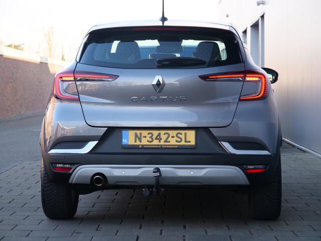 Renault CAPTUR 1.3 TCe 140 Intens AUTOMAAT Trekhaak / LED / Navigatie / Camera