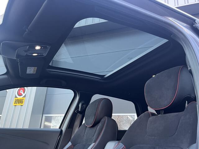 Renault CAPTUR 1.3 TCe Red Edition | Pano | Navi | Alcanrara/Leder | Carplay | Camera | Interesse? Bel of App naar: 06 30 51 05 90
