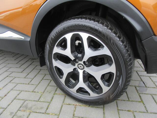Renault CAPTUR 1.3 TCe Intens Automaat, Navigatie, Camera, Stoelverw.
