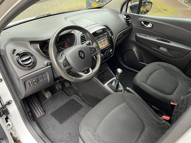 Renault CAPTUR 1.3 TCE INTENS Limited.