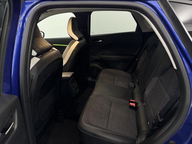 Renault CAPTUR 1.3 TCe 140 Intens Half leder, Camera, Navi, Virtual desk, Rijstrook correctie, Cruise control, Clima