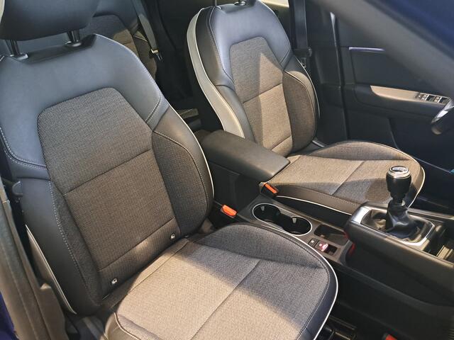 Renault CAPTUR 1.0 TCe 90 Intens | Navigatie | 18" LM velgen | Camera| Adaptive Cruise | incl. Bovag rijklaarpakket met 12 maanden garantie |