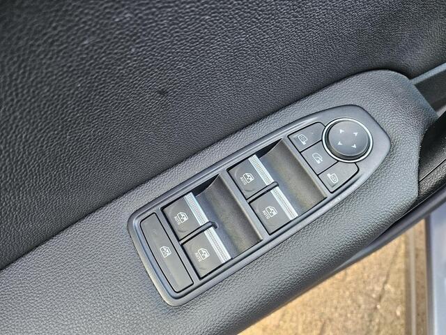 Renault CAPTUR 1.6 E-Tech Plug-in Hybrid 160 intens