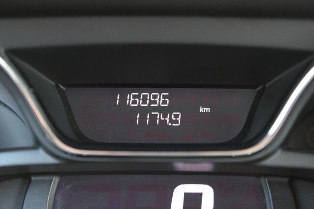 Renault CAPTUR 0.9 TCe Dynamique Trekhaak | Navigatiesysteem | Parkeersensoren