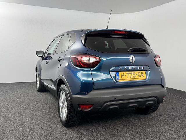 Renault CAPTUR 0.9 TCe Limited | Navigatie | Key-less | Airco | Parkeersensoren | Cruise Control | Lichtmetaal | BT-Telefoonfunctie | Android Auto |