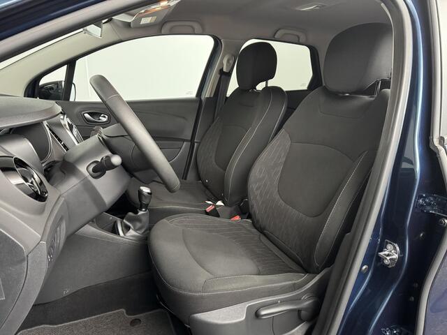 Renault CAPTUR 0.9 TCe Limited | Navigatie | Key-less | Airco | Parkeersensoren | Cruise Control | Lichtmetaal | BT-Telefoonfunctie | Android Auto |
