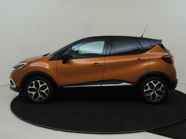 Renault CAPTUR 0.9 TCe Intens Easy Life Pack| Apple Carplay/Android Auto| cruise control| electronic climate control| LED koplampen| lichtmetalen velgen 17"| navigatiesysteem full map| two-tone metaalkleur |