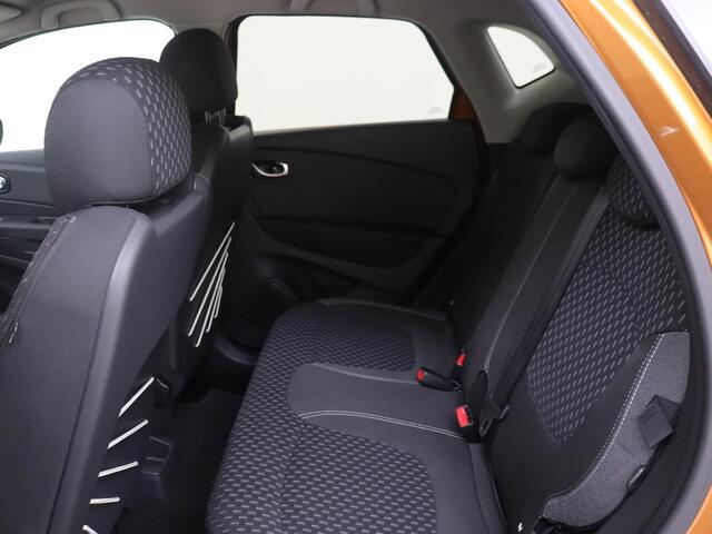 Renault CAPTUR 0.9 TCe Intens Easy Life Pack| Apple Carplay/Android Auto| cruise control| electronic climate control| LED koplampen| lichtmetalen velgen 17"| navigatiesysteem full map| two-tone metaalkleur |