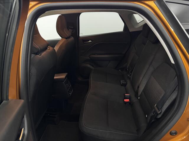 Renault CAPTUR 1.3 TCe 130 Intens Clima, Navi, Parkeersensoren, Keyless start, Cruise control, Rijstrook correctie