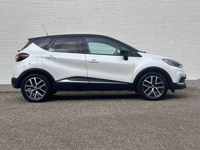 Renault CAPTUR 1.3 TCe Intens Automaat / Camera / Climate control / Cruise Control / Apple carplay + Android auto / LED / DAB / armsteun / Bluetooth / Keyless /