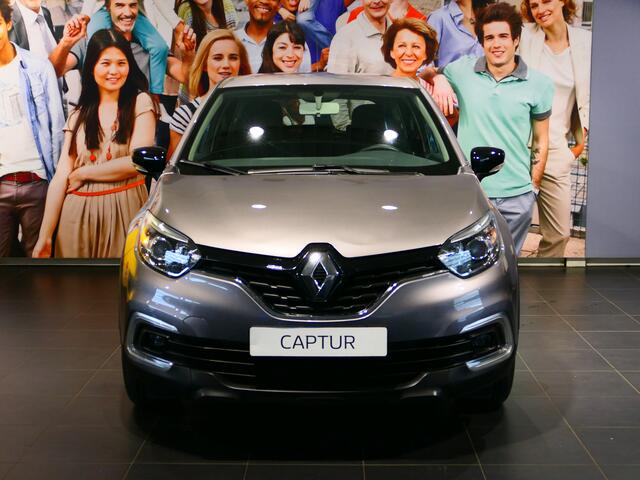 Renault CAPTUR 0.9 TCe Limited - Sensor achter, cruise, airco, navi