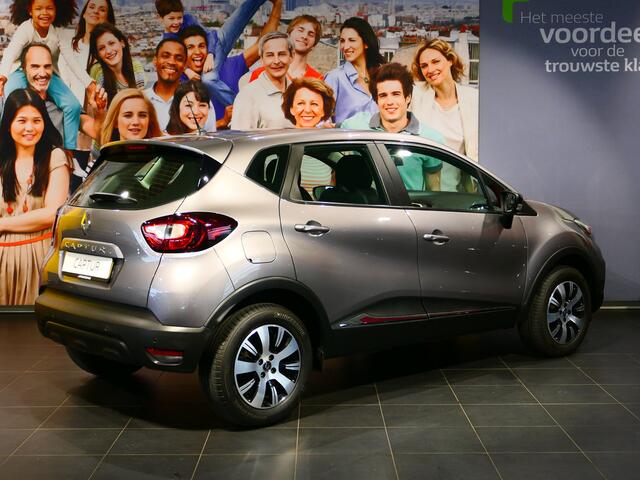 Renault CAPTUR 0.9 TCe Limited - Sensor achter, cruise, airco, navi