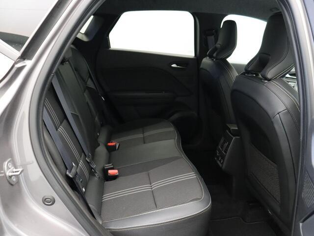 Renault CAPTUR 1.6 E-Tech Hybrid 145 E-Tech engineered | Achteruitrijcamera | Parkeersensoren voor en achter | Cruise control | Climate control |