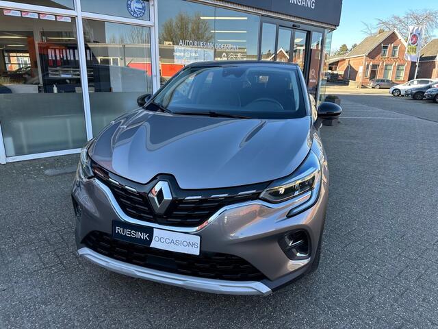 Renault CAPTUR 1.6 ET H 145 INTENS