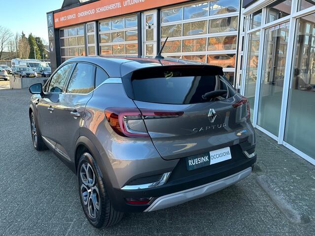 Renault CAPTUR 1.6 ET H 145 INTENS